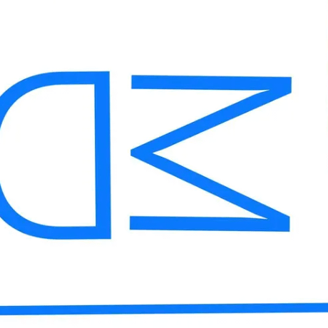 Devin Mallonee logo